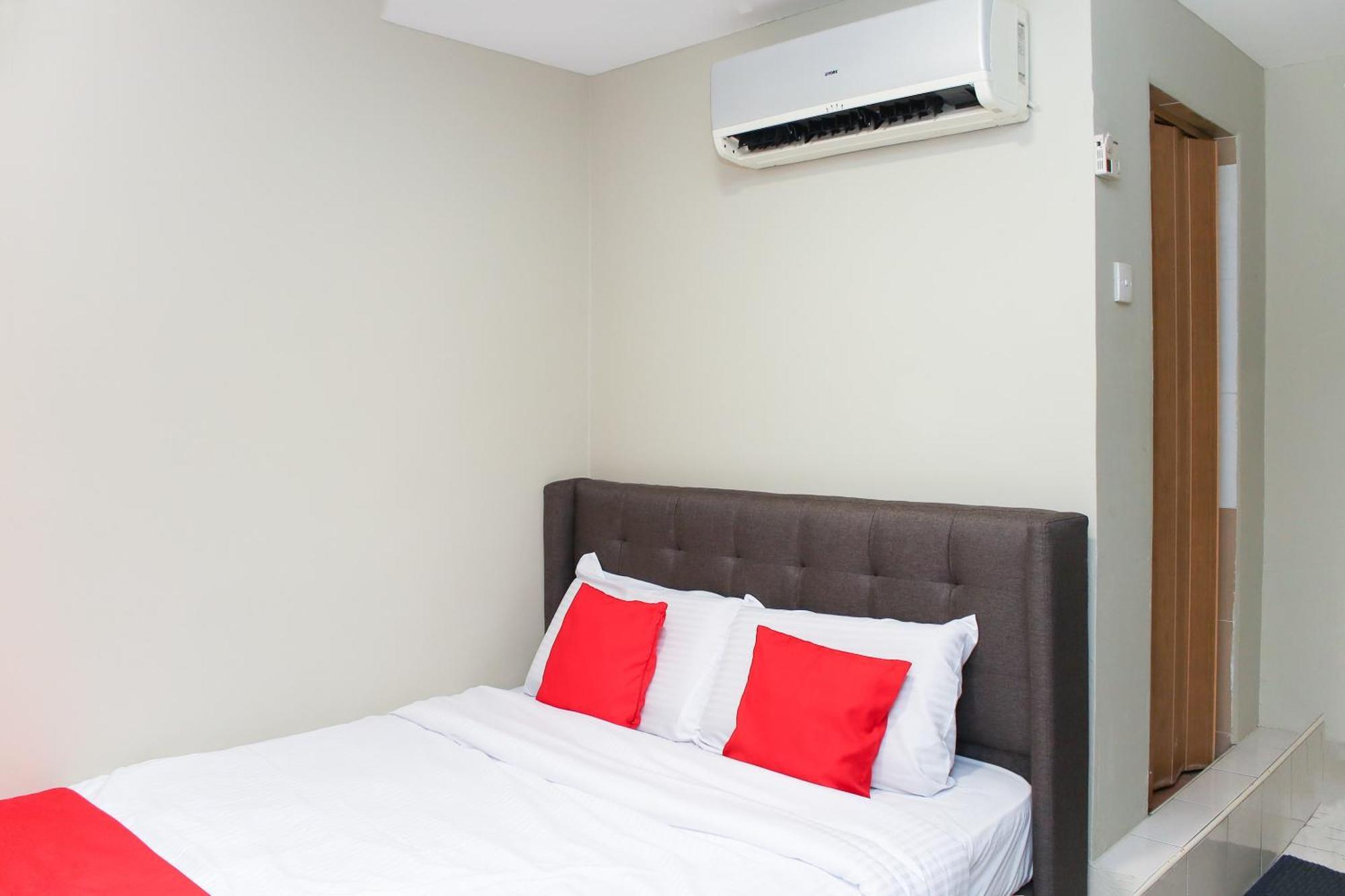 Oyo 90338 Prima Saujana Budget Hotel Kajang Buitenkant foto